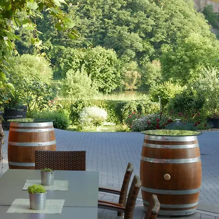 Hotel Weingut Clemens Ellenz-Poltersdorf Exterior foto